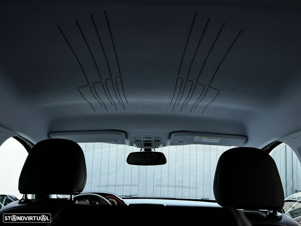 Peugeot 2008 PureTech 110 Stop&Start GT-Line Edition - 9