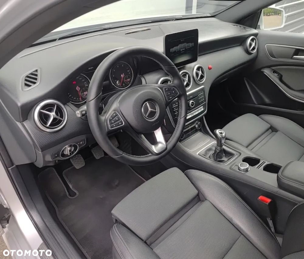 Mercedes-Benz Klasa A 180 (BlueEFFICIENCY) Style - 8