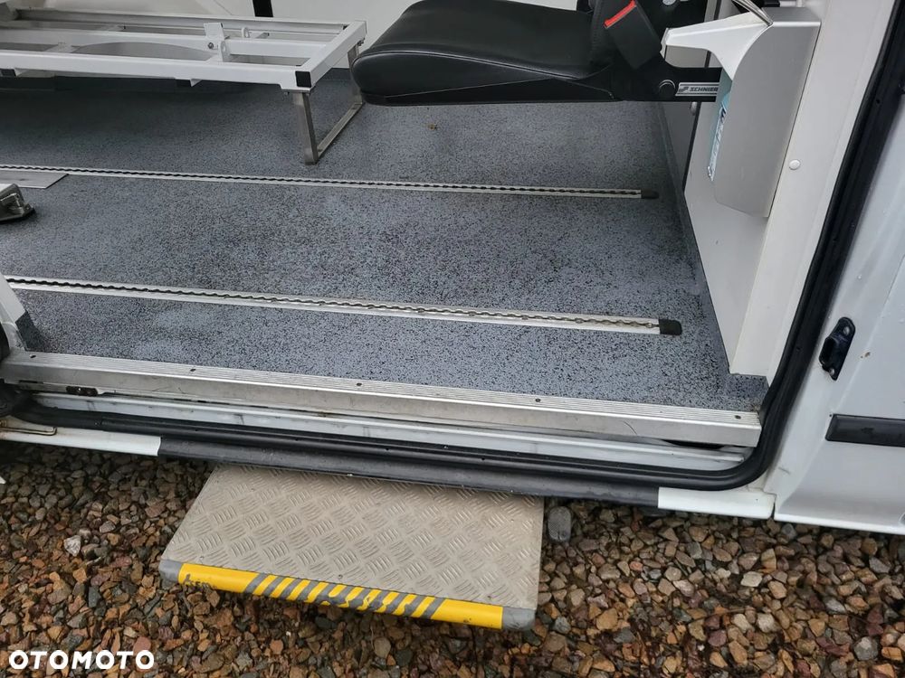 Ford Transit 300S Trend - 8