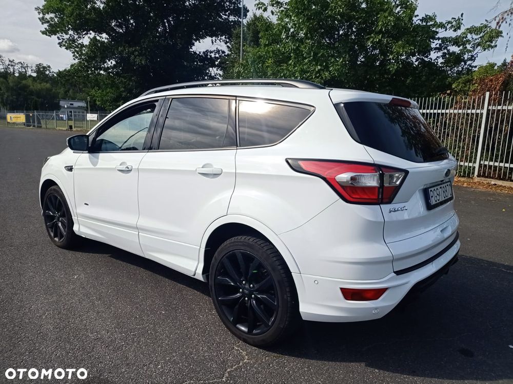 Ford Kuga 2.0 TDCi 4x4 ST-Line - 13