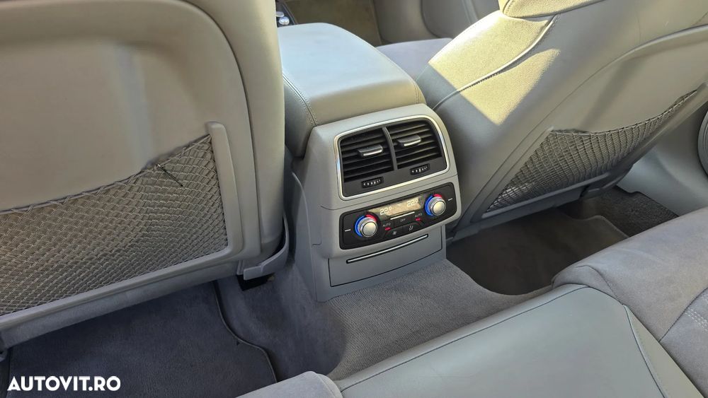 Audi A6 Avant 3.0 TFSI quattro Stronic - 10
