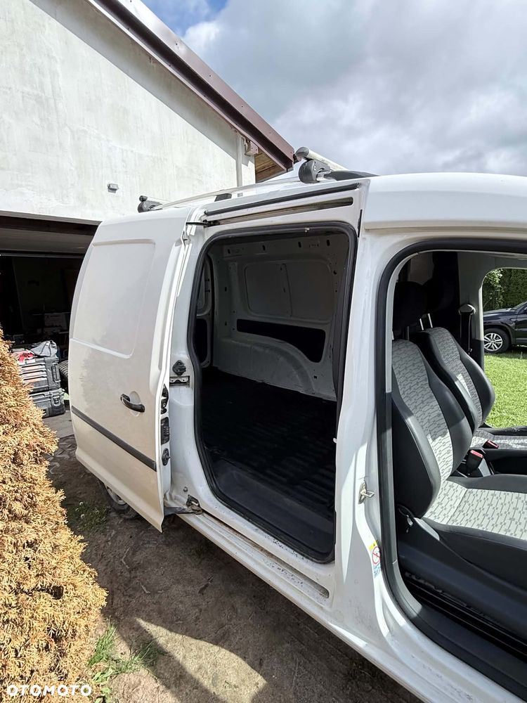 Volkswagen Caddy Comfortline - 7