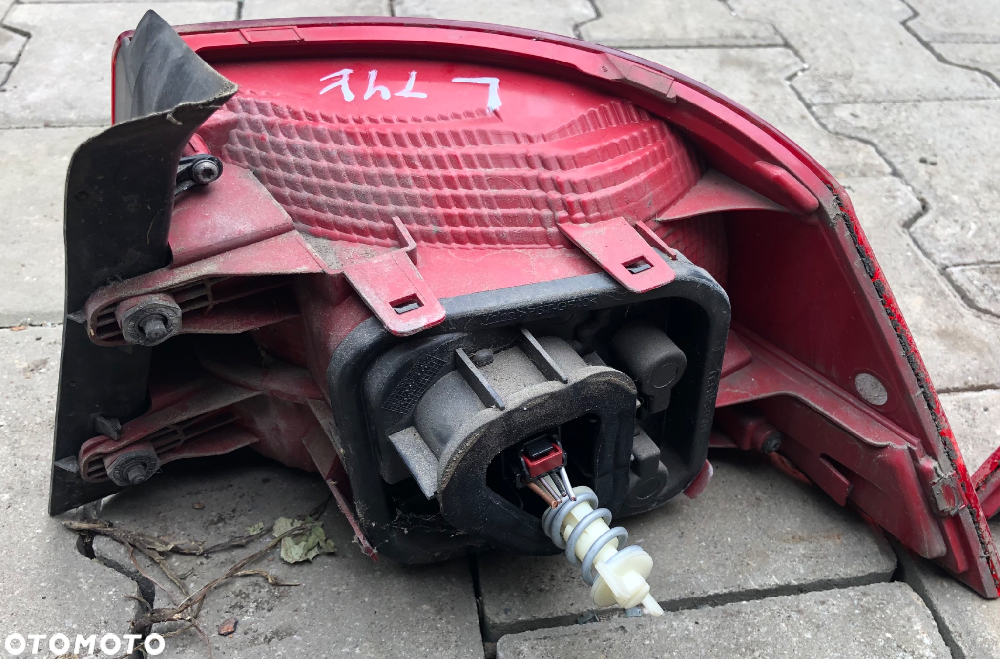 Lampa lampy tył w klapę prawa lewa VW PASSAT CC - 7