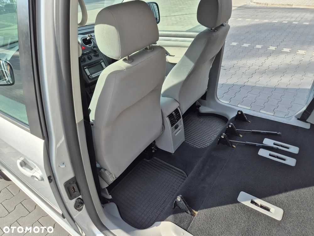 Volkswagen Caddy 1.9 Maxi Life (7-Si.) - 22