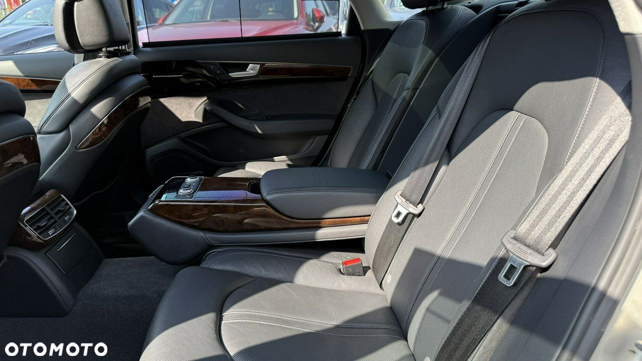 Audi A8 - 18