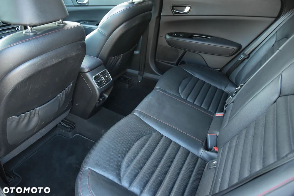 Kia Optima 2.0 T-GDI GT - 37