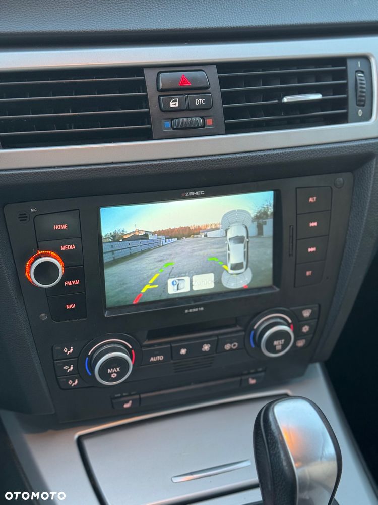 BMW Seria 3 320i Edition Exclusive - 26