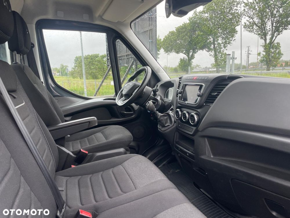Iveco 50C18  Wywrotka Trójstronna Salon PL - 15