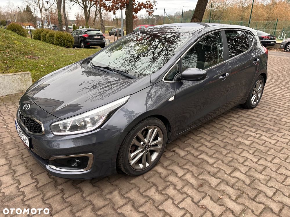 Kia Ceed - 5