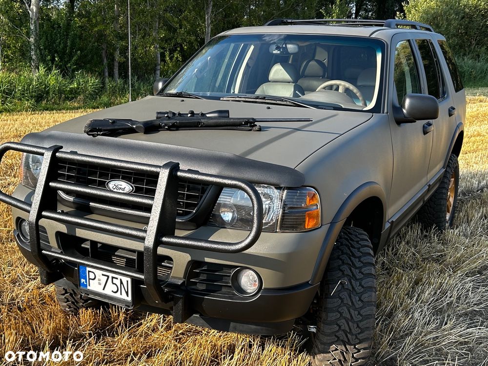 Ford Explorer 4.6 - 3