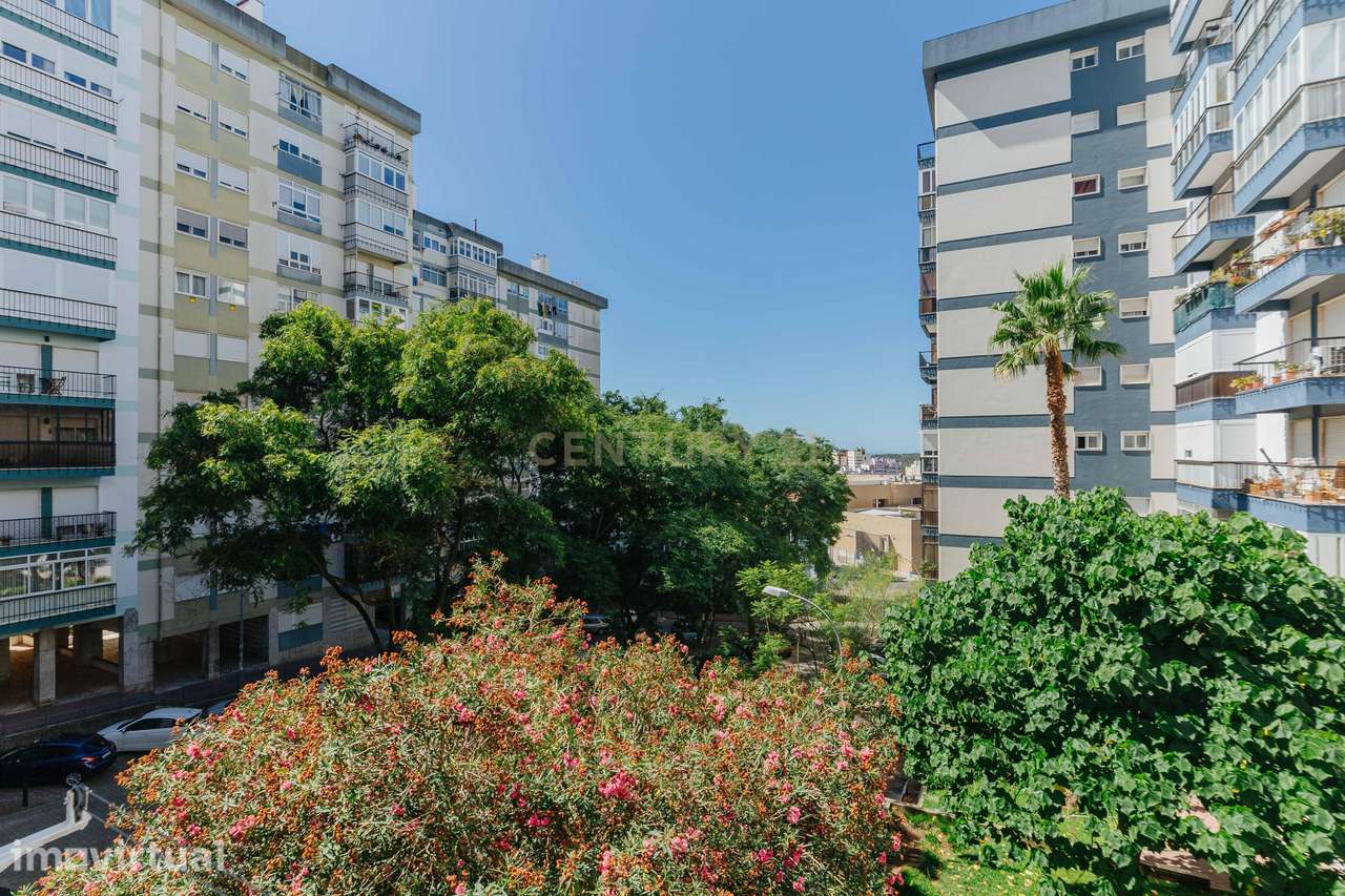 Apartamento T2 para arrendamento, luminoso e com ar-condicionado, no - Grande imagem: 5/16