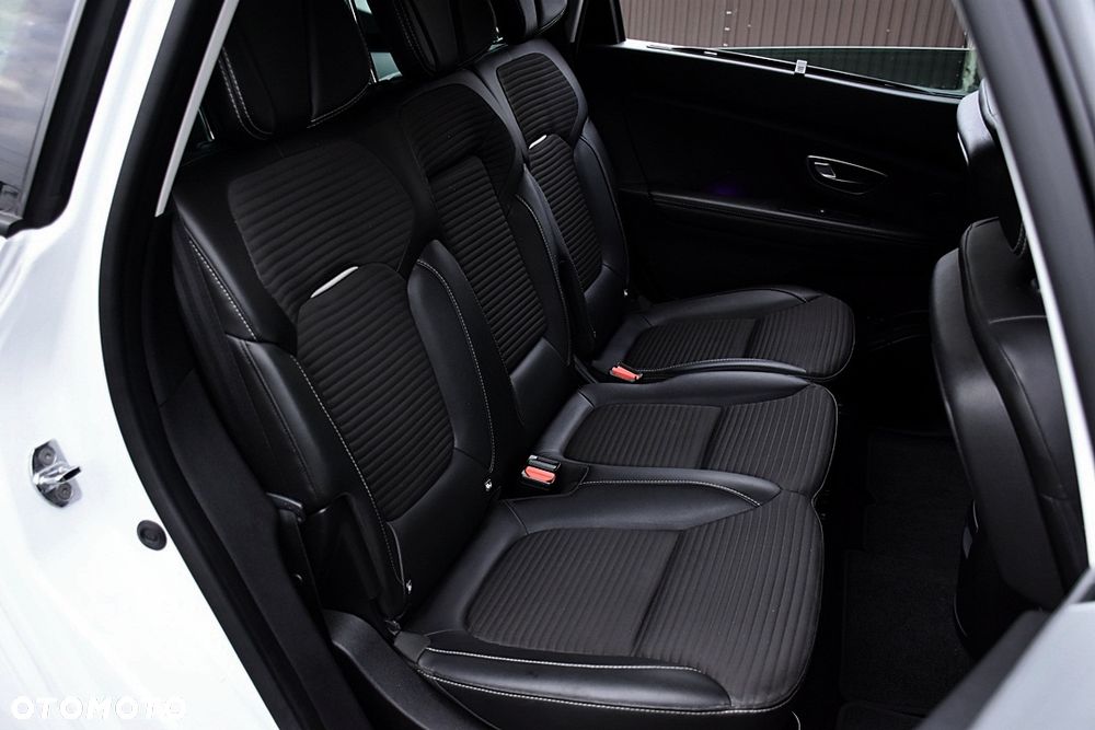 Renault Grand Scenic dCi 130 FAP Start & Stop Bose Edition - 39
