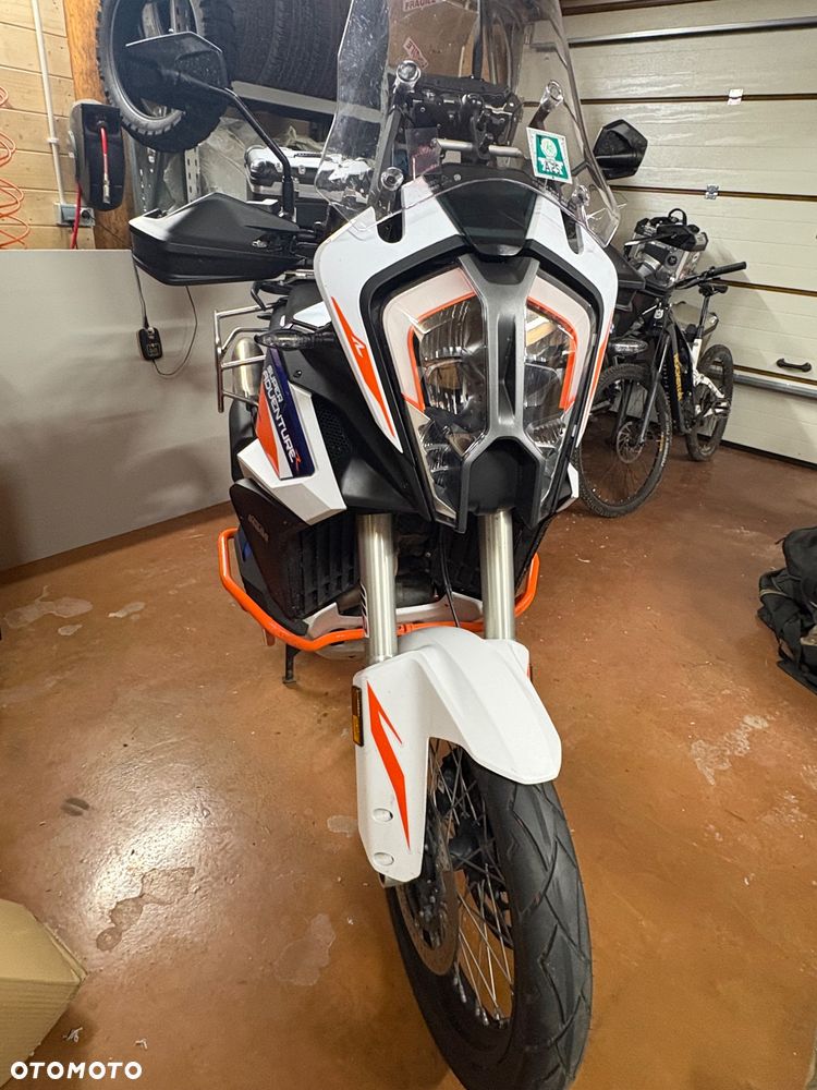 KTM Adventure - 3