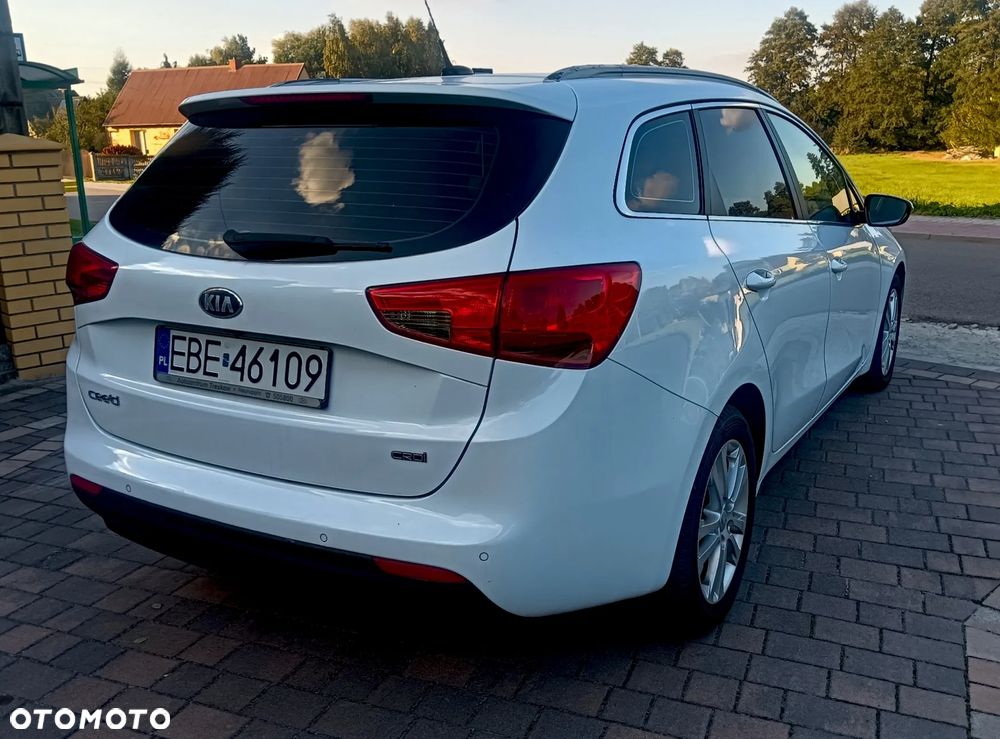 Kia Ceed 1.4 CRDi 90 SW Vision - 6