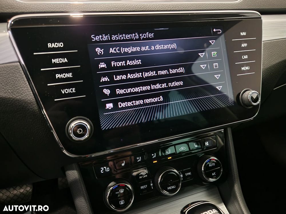 Skoda Superb Combi 2.0 TDI DSG Ambition - 14
