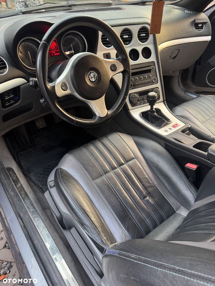 Alfa Romeo Brera 2.4JTDM Sky View - 10