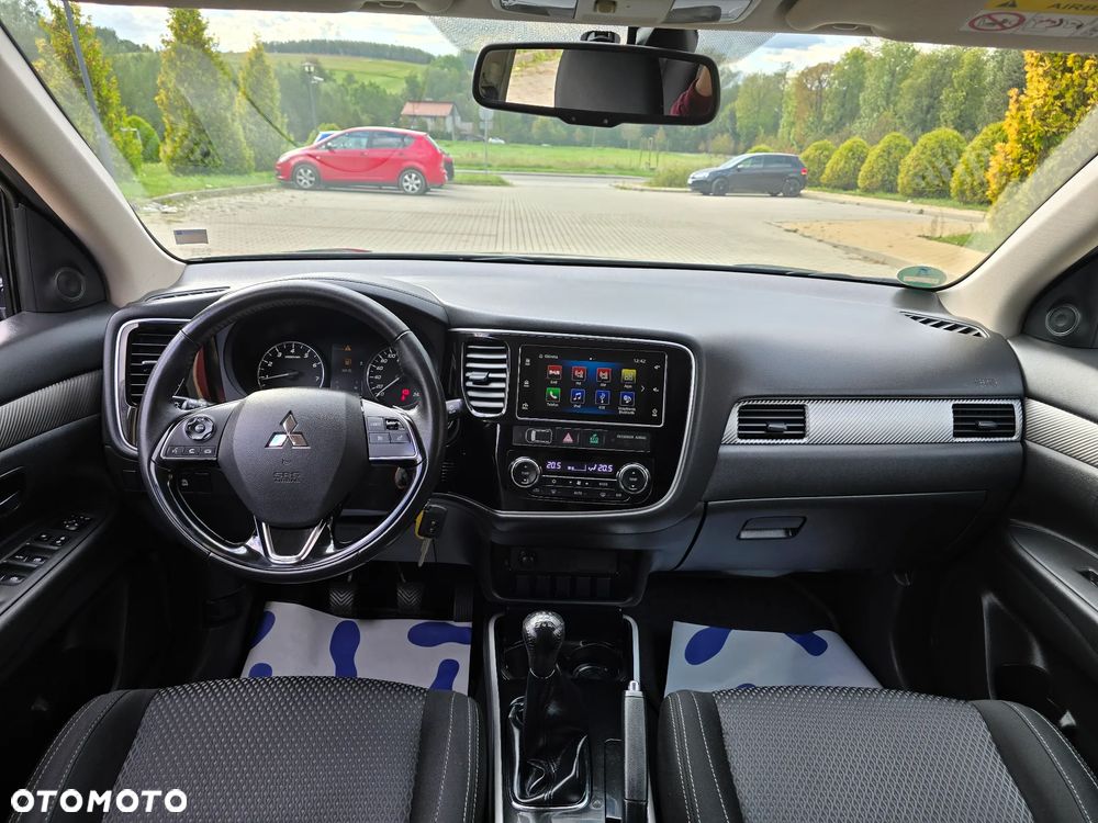 Mitsubishi Outlander 2.0 2WD Edition - 22