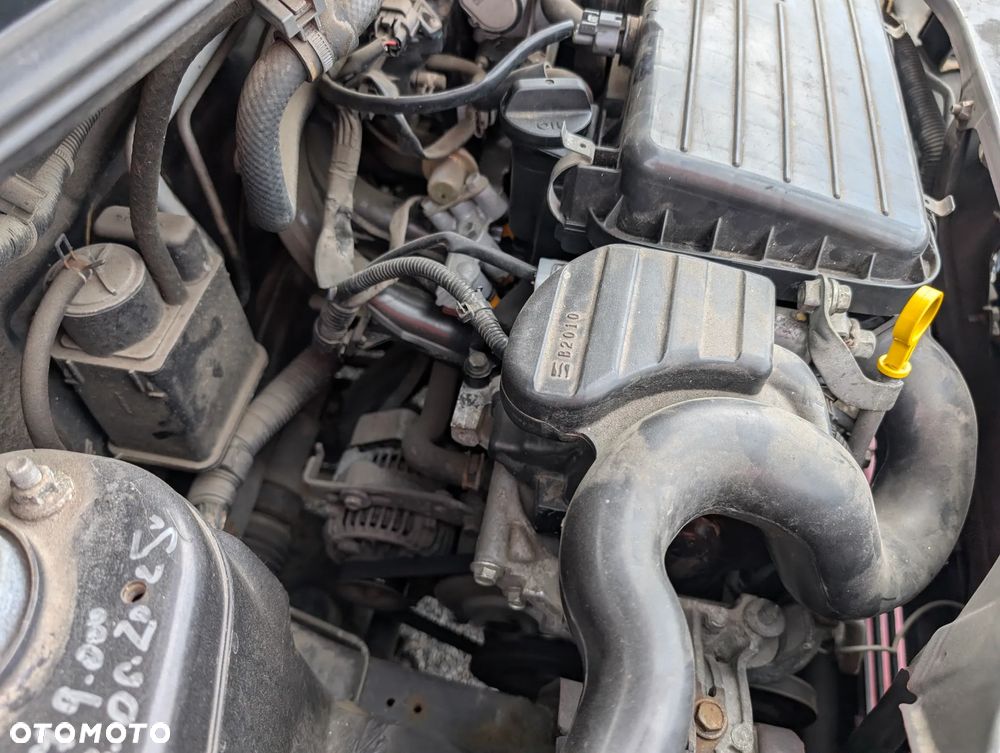 Daihatsu Trevis 1.0 - 18