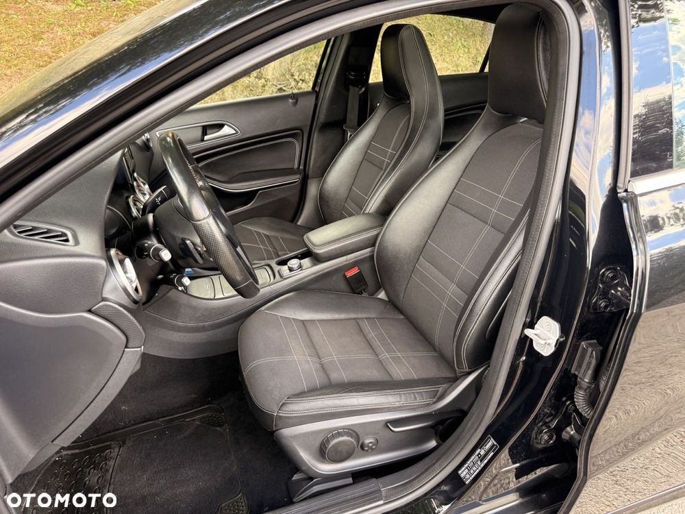 Mercedes-Benz Klasa A 200 d 7G-DCT AMG Line - 11