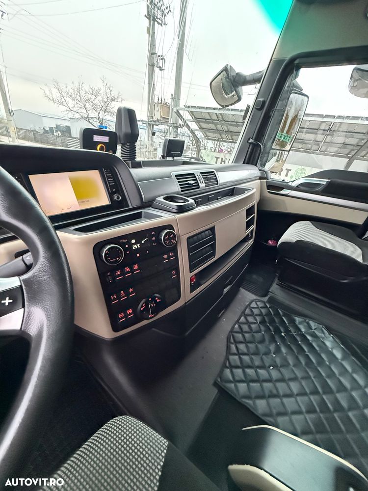 MAN TGX XXL 18.500 - Retarder - 33