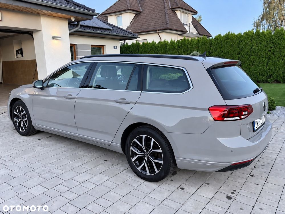 Volkswagen Passat - 7