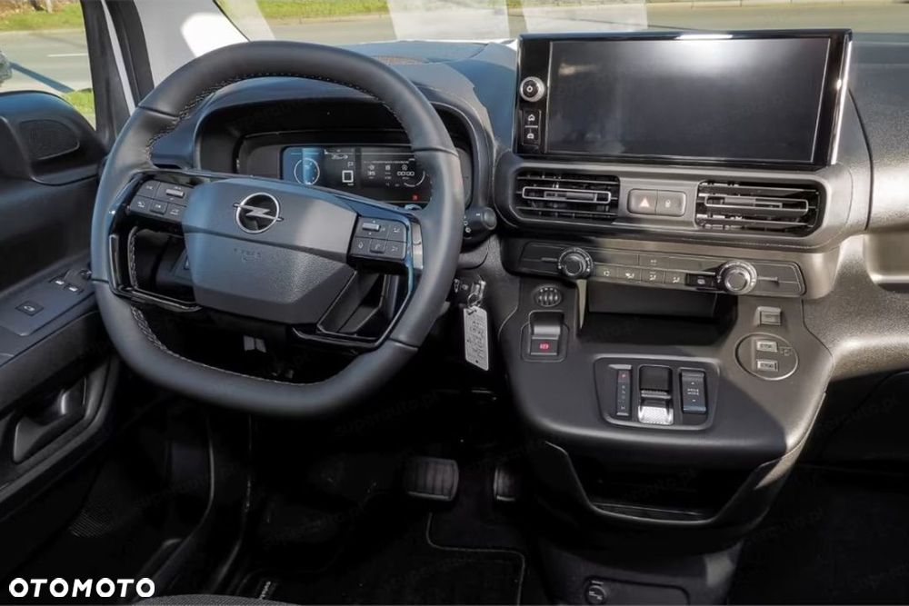 Opel Combo - 12