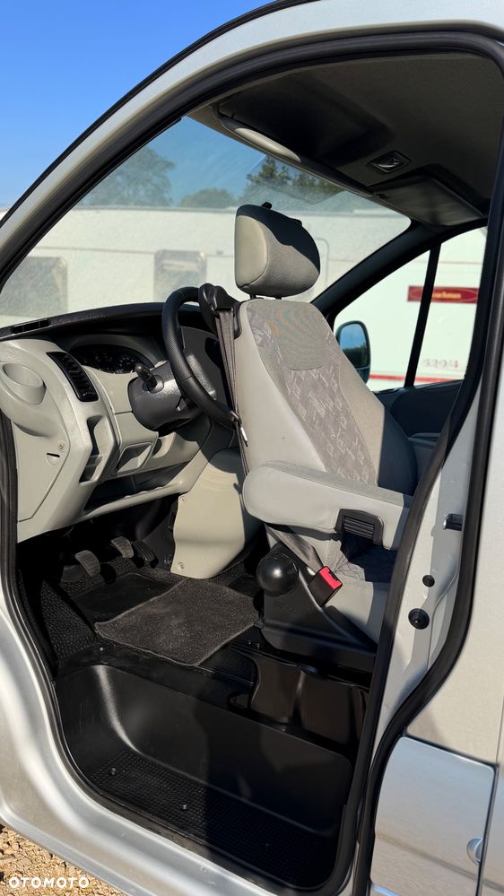 Opel Vivaro - 27