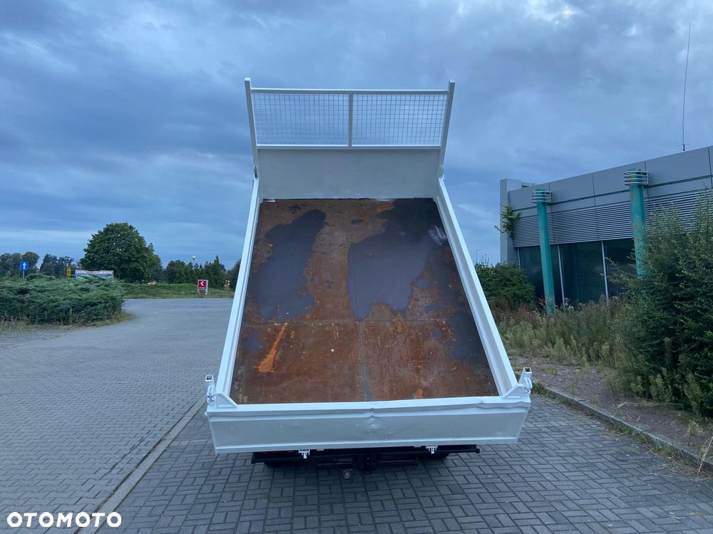 Nissan Cabstar Wywrotka - 14