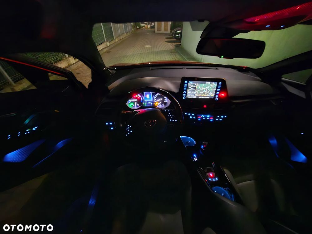 Toyota C-HR - 18