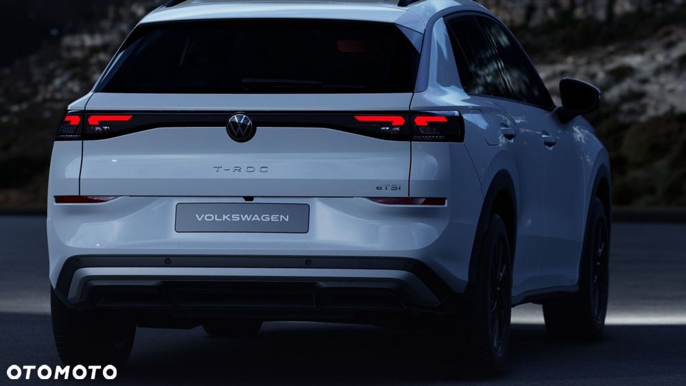 Volkswagen T-Roc 1.5 eTSI Life DSG - 18