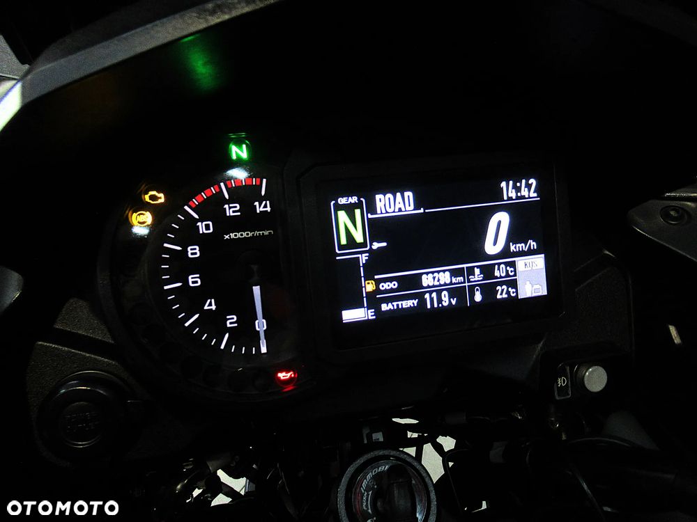 Kawasaki Versys 1000 - 17