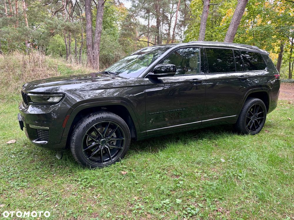 Jeep Grand Cherokee - 36