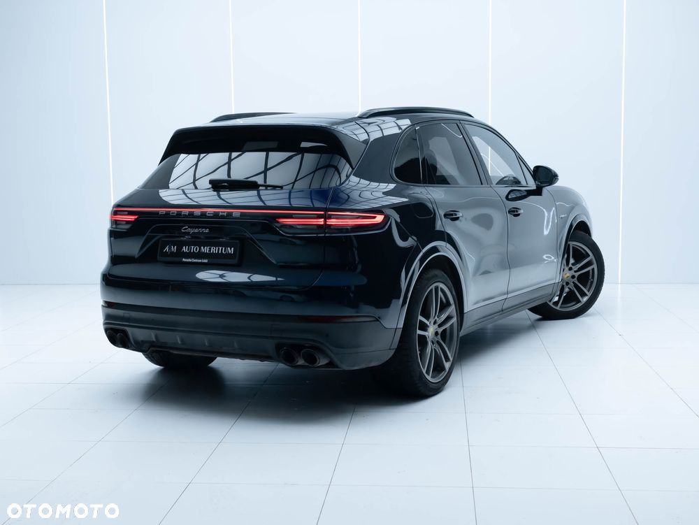 Porsche Cayenne - 10