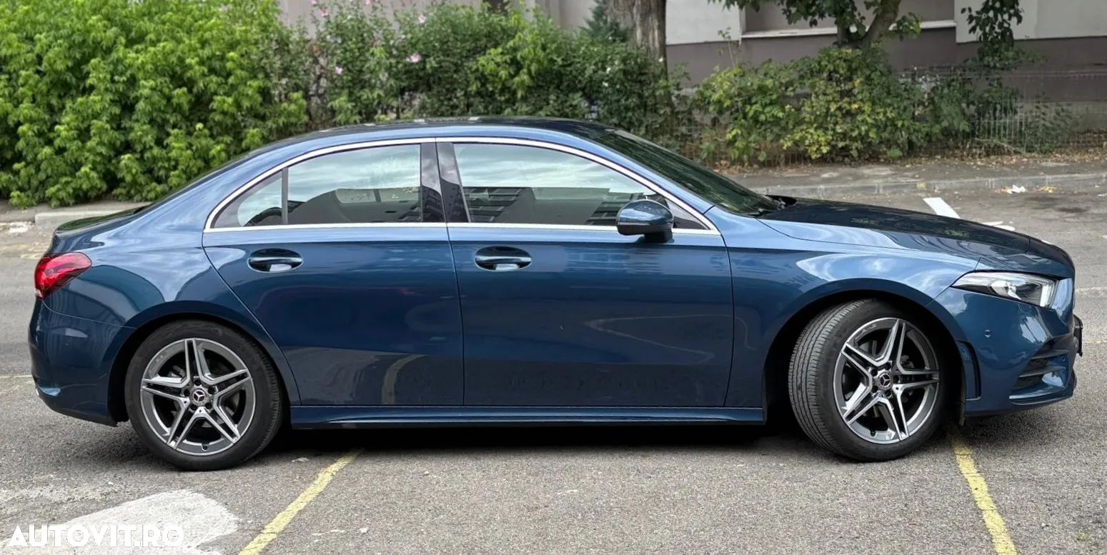 Mercedes-Benz A 200 7G-DCT AMG Line - 2