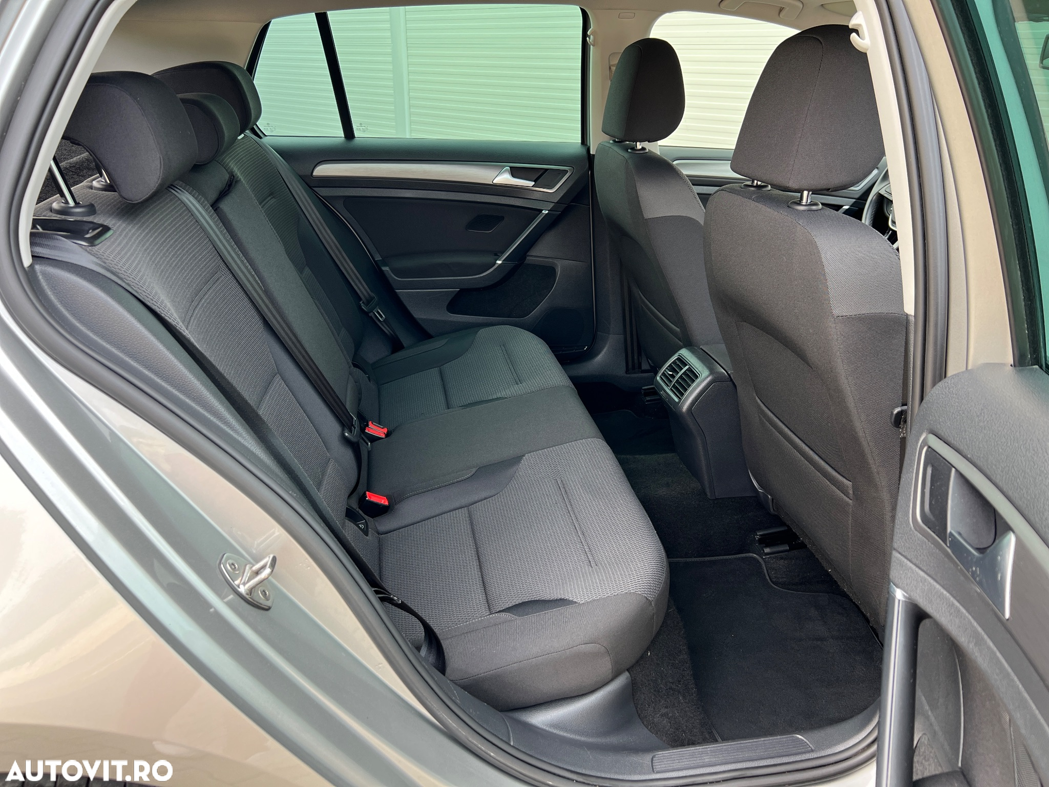 Volkswagen Golf 2.0 TDI Join - 11