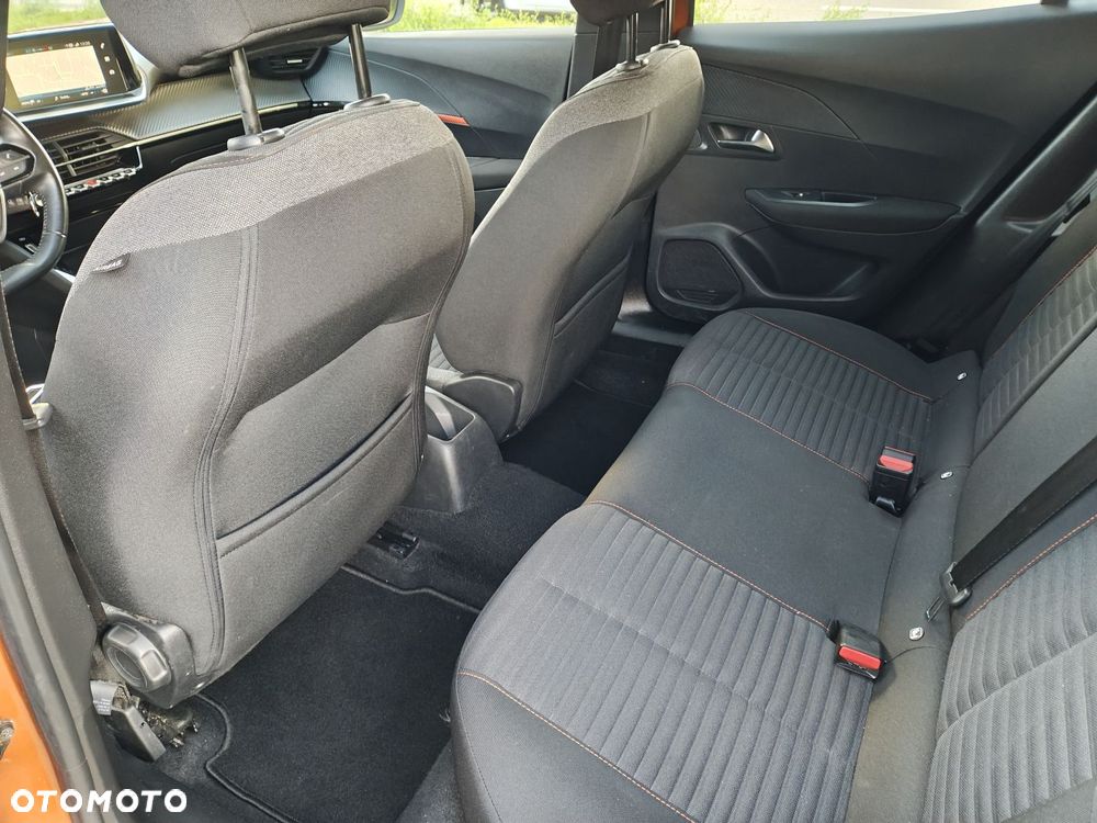 Peugeot 2008 PureTech 130 EAT8 Active Pack - 22