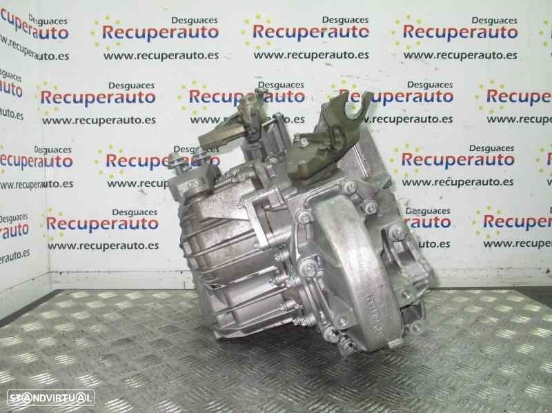CAIXA VELOCIDADES OPEL CORSA D 2007 -M20013DI - 2