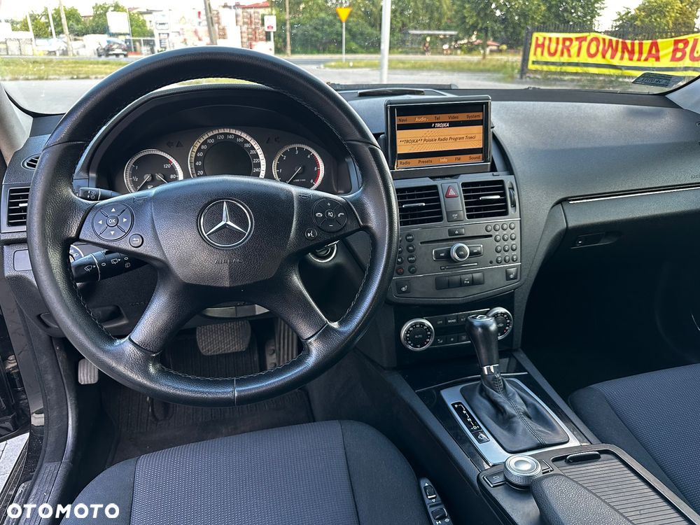 Mercedes-Benz Klasa C 220 CDI DPF Automatik BlueEFFICIENCY Elegance - 18