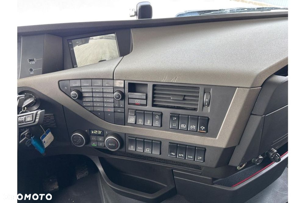 Volvo FH540 6x4 + RETARDER + LIFTING AXLE + EURO 6 - 24