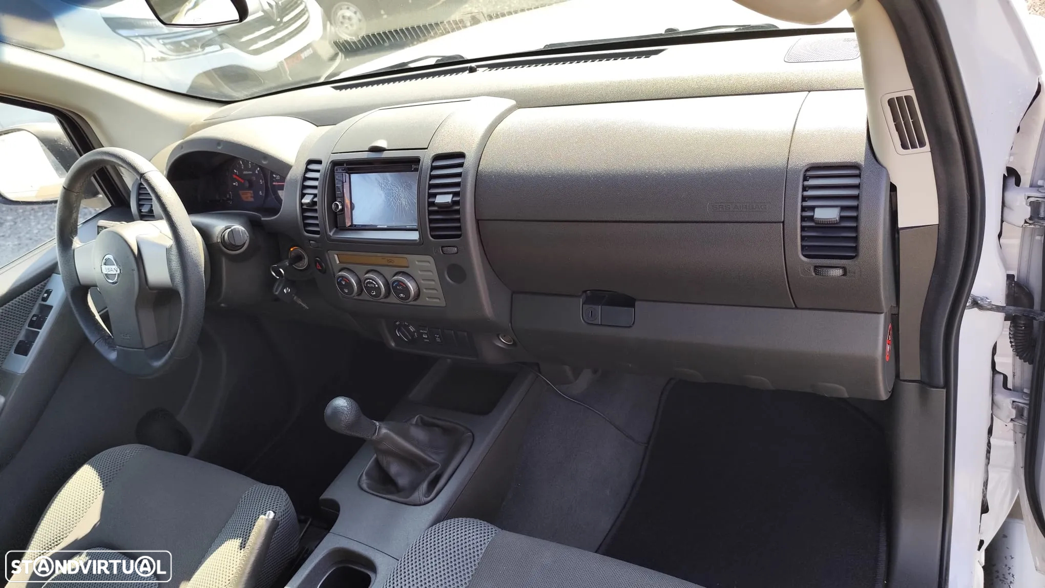 Nissan Navara 2.5 dCi CD LE - 6