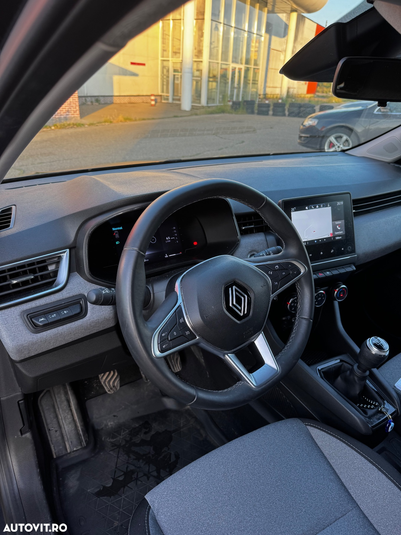 Renault Clio IV 1.5 dCi 75 Expression - 5