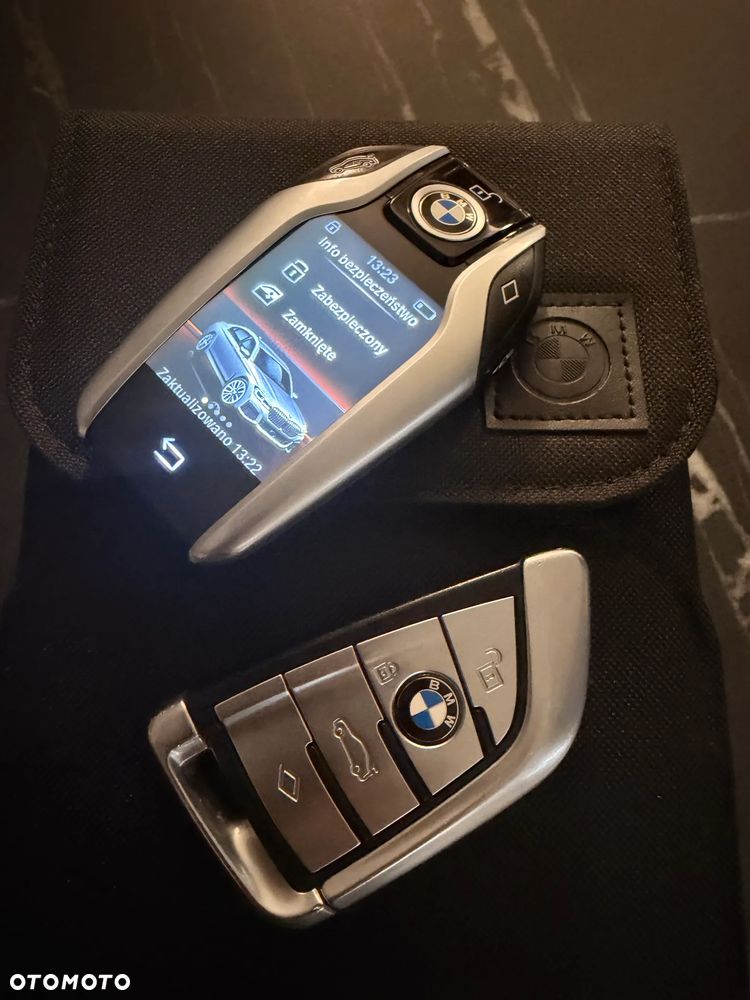 BMW Seria 7 750d xDrive sport - 40