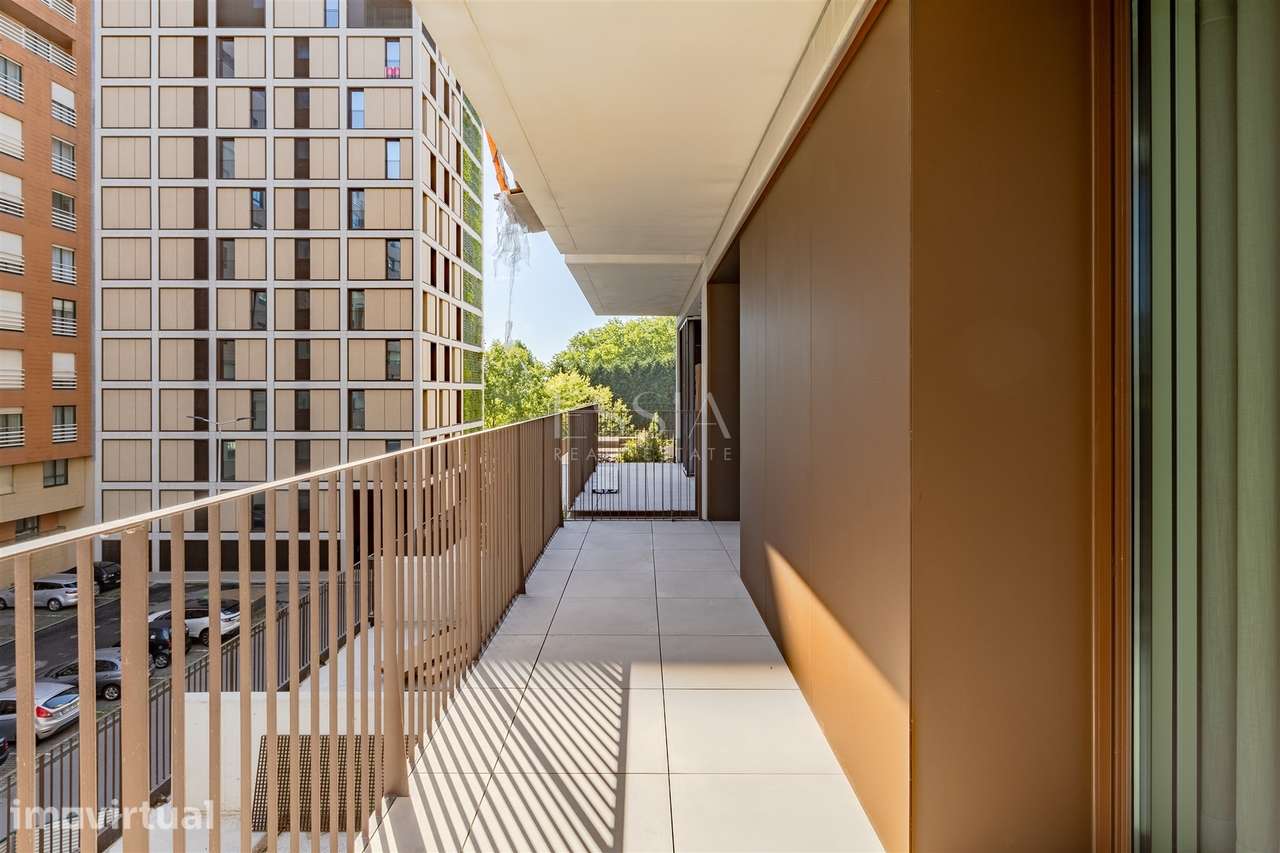 T3 Gaia | T3 Novo Varanda Garagem | T3 Jardins Arrábida | T3 Yard Next - Grande imagem: 4/31