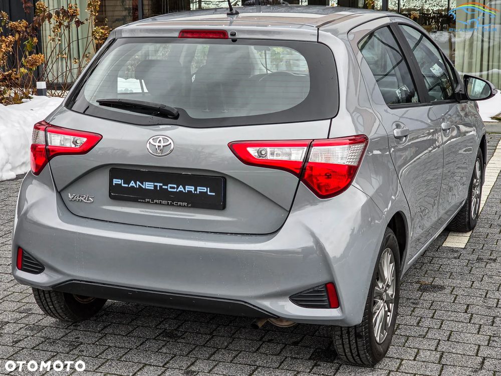 Toyota Yaris 1.0 VVT-i - 12