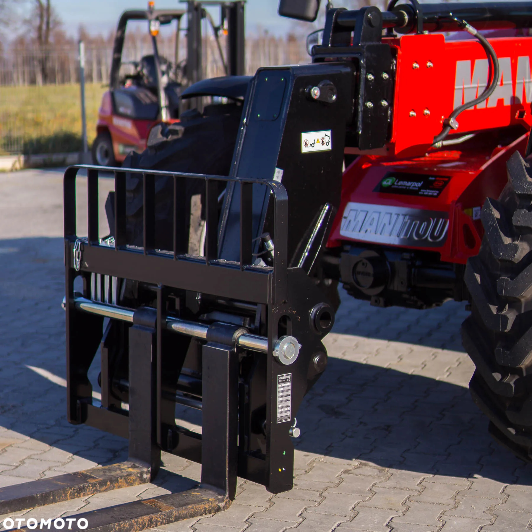 Manitou MT933 - 9