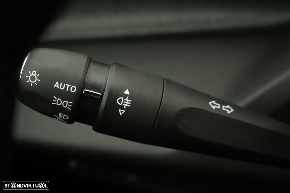 Peugeot 308 SW 1.2 PureTech Allure EAT8 - 15