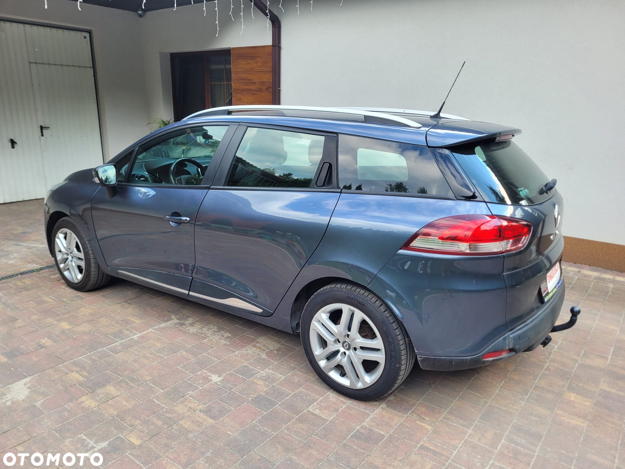 Renault Clio Grandtour (Energy) dCi 90 Bose Edition - 3