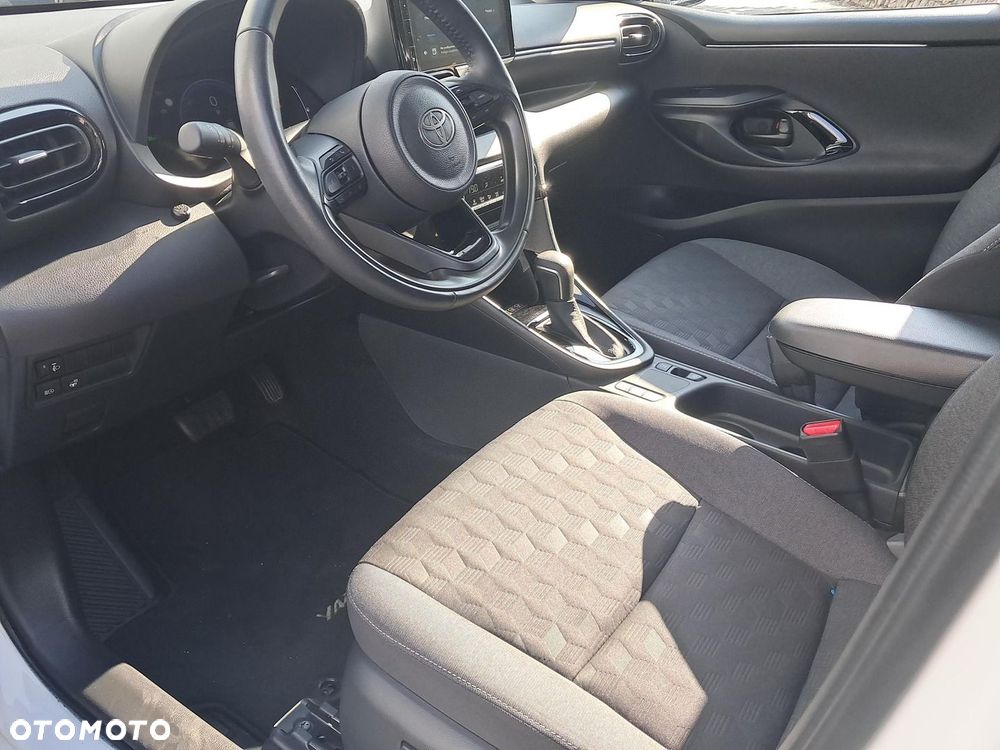 Toyota Yaris Hybrid 1.5 Style - 10