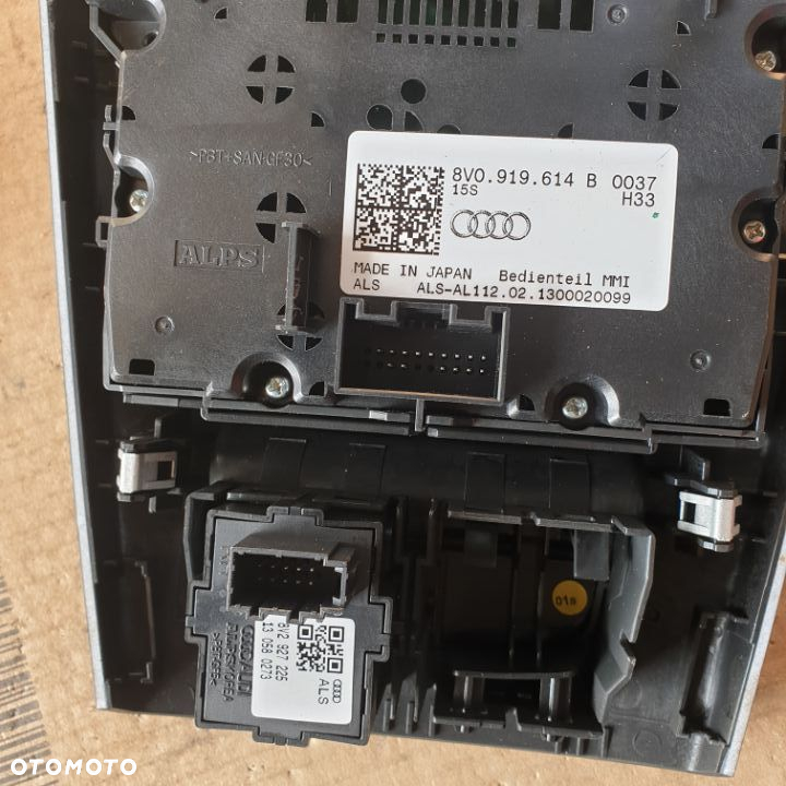 AUDI  A3 8V PANEL STEROWANIA 8V0919614B  13R - 2