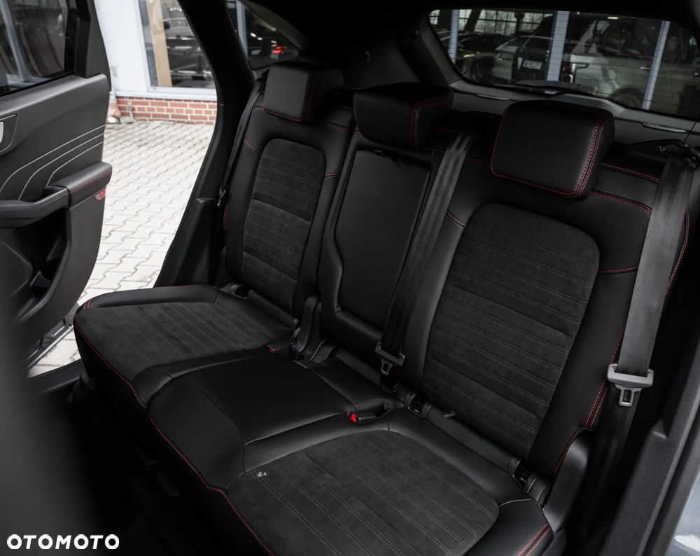 Ford Kuga 2.5 FHEV FWD ST-Line X - 29
